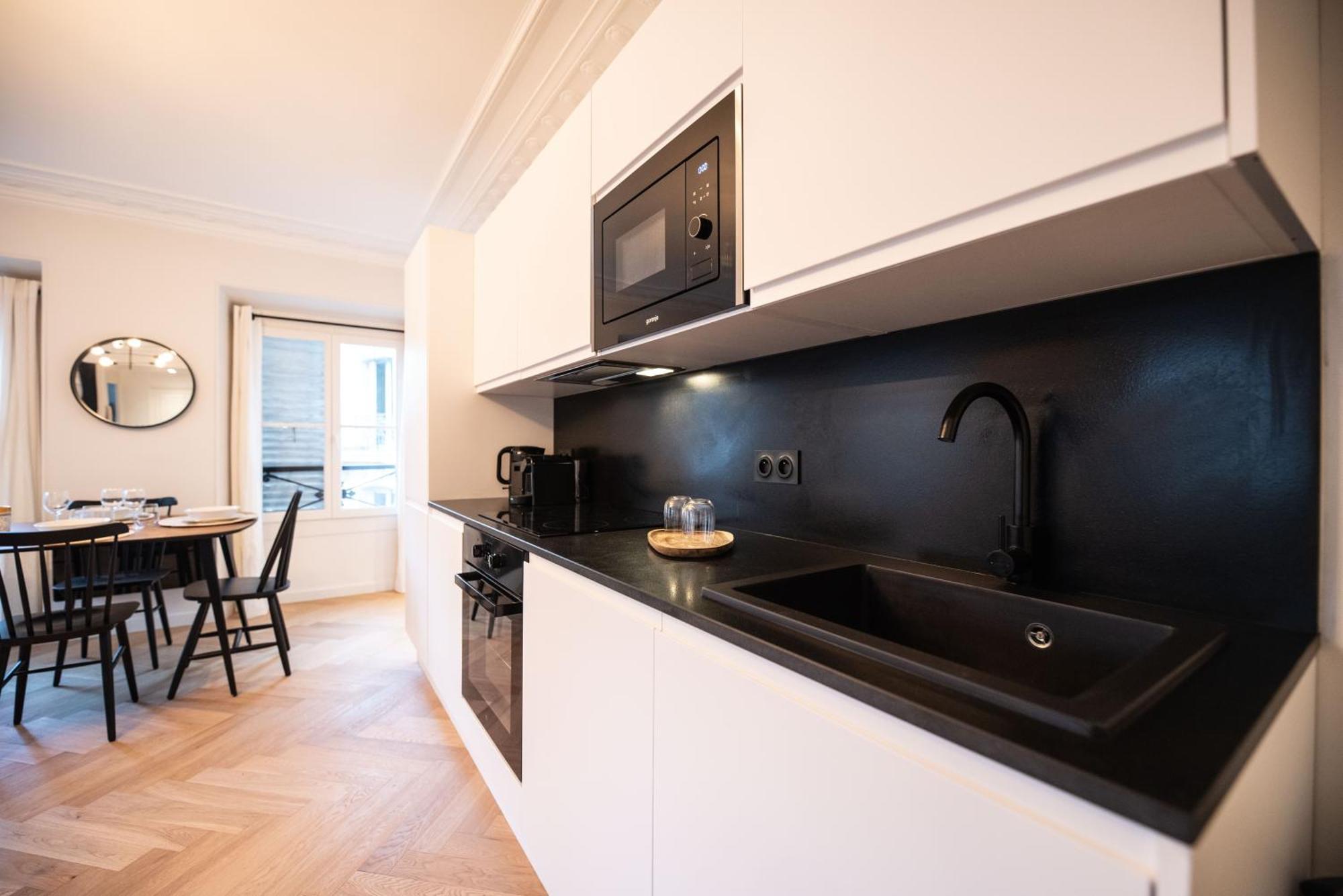 Luxury Apartments In Paris Center الغرفة الصورة